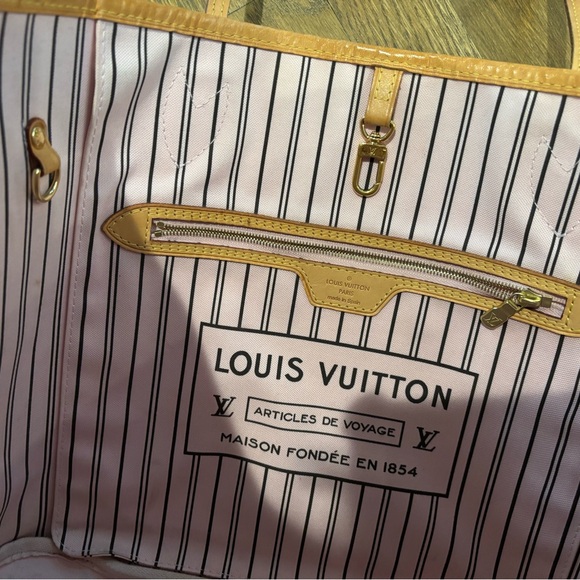 *SOLD* Unicorn 🦄 LV Monogram Neverfull (2016) - Picture 7 of 9